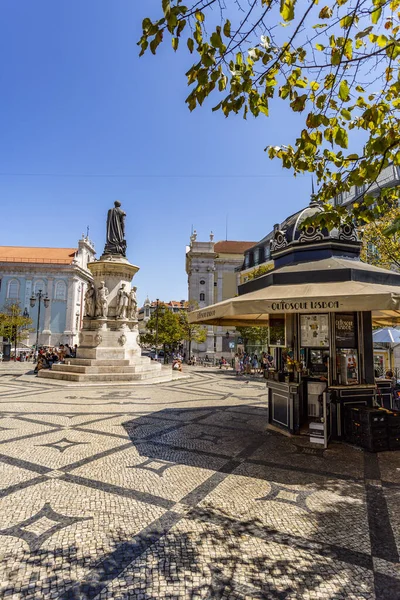 Vista Plaza Luis Camoes Durante Día Soleado Lisboa Capital Portugal — Foto de Stock