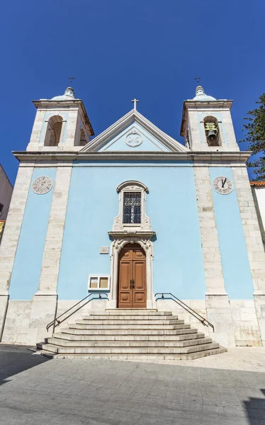 バロック様式の宝暦5年 1755年 の大地震の後 ポルトガルのカチラスで18世紀に建てられた成功の聖母教会のファサード — ストック写真