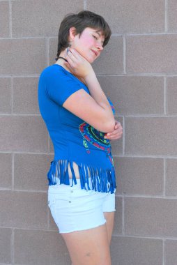 Kadın güzellik moda modeli ifadeler yalnız dışında.