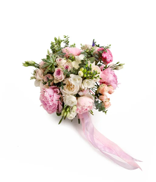 Buquê Casamento Cores Pastel Composto Por Rosas Peônias Folhas Eucalipto — Fotografia de Stock