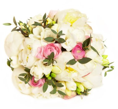 Beyaz şakayık pembe ranunculus düğün buketi, yüksek açılı.