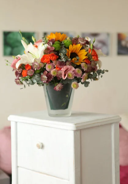 Floral Bouquet Lily Sunflower Chrysanthemum Eustoma Lisianthus Astrantsiya Eucalyptus Shrub — Stock Photo, Image