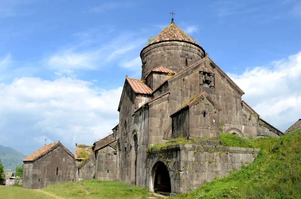 Ortaçağ Ermeni manastır kompleksi