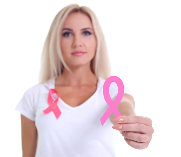 Mujeres mano sosteniendo rosa cáncer de mama conciencia cinta — Foto de Stock