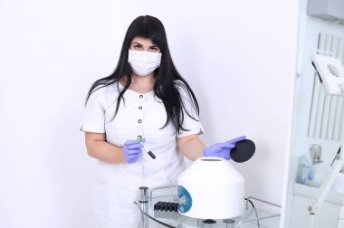 Kan centrifuging araştırmacı gerçekleştirir