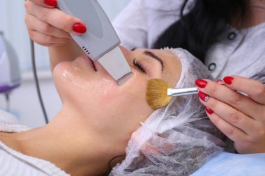 Profesyonel ültrasyon cihazları.