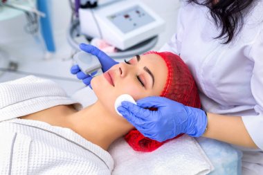 Profesyonel ültrasyon cihazları.