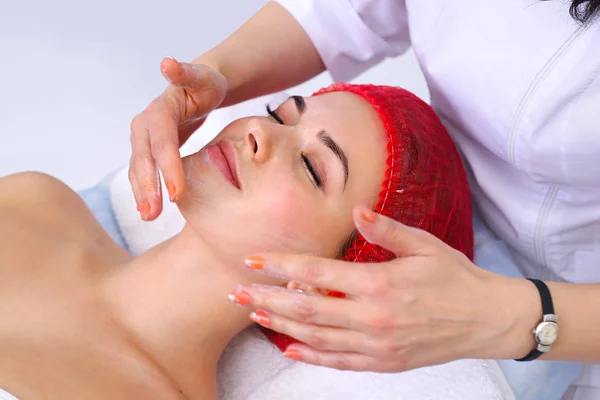 Cleansing peeling at the beauty salon. — Stock Photo, Image