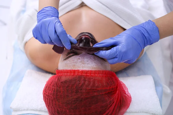 Chocolate Mask Facial Spa — Stock Photo, Image