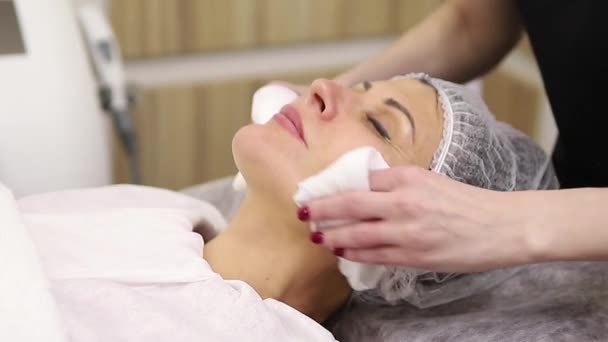 A személy Spa eljárások előkészítése. — Stock videók