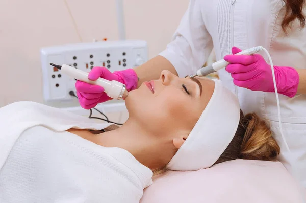 images Imagenes De Cosmetologia Y Belleza cosmetologia imagenes fotos de stock