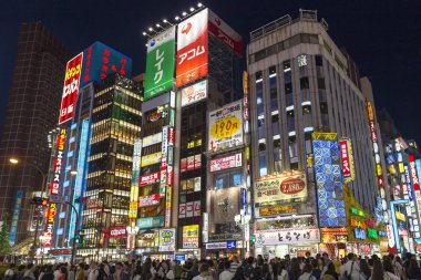 Tokyo - 11 Haziran: Giriş Shinjuku'nın Kabuki-cho bölgesine Haziran