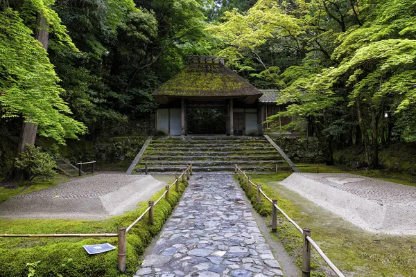 Honen-In, un temple bouddhiste situé à Kyoto, au Japon — Photo