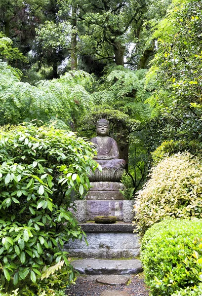 Posąg Buddy w Ryoan-ji Rozciągacz w Kioto — Zdjęcie stockowe