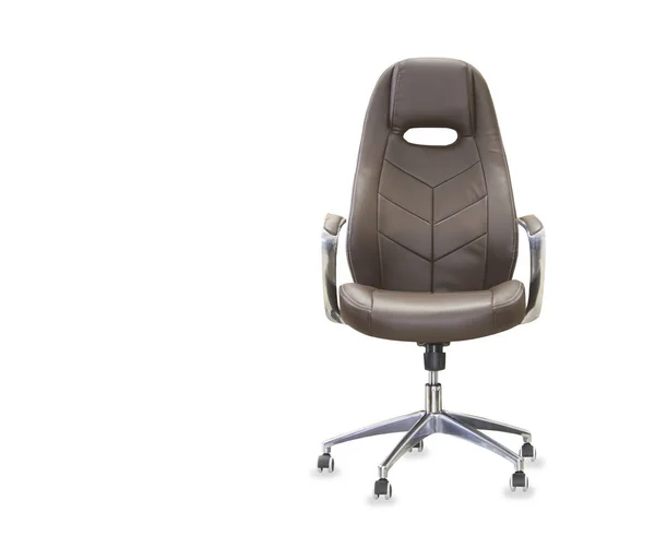 Krzesło z brązowej skóry. na białym tle — Zdjęcie stockowe