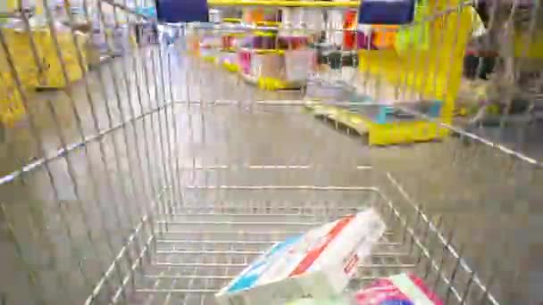 Concepto de compras en el supermercado para un estilo de vida rápido — Vídeo de stock