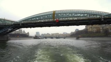 Gezi Tur Moskova Nehri üzerinde 