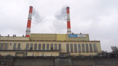 Moscow, Rusya Federasyonu 19 Şubat 2017: termal elektrik santrali Moskova Nehri çıkabilir, Mosenergo