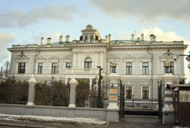 Moskova'daki İngiliz Büyükelçiliği