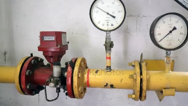 Pressure meters on natural gas pipeline. — Stock Video