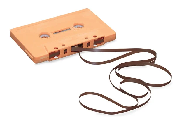 Vintage pomarańczowy audio kasety z taśmą magnetyczną na białym tle nad w — Zdjęcie stockowe