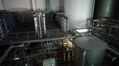 Moskova, Rusya Federasyonu 18 Mart 2017: Büyük bira şirketinde modern filtre sistemi