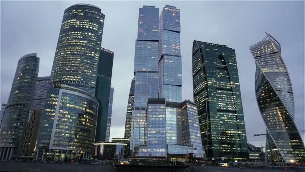 Москва Місто Футуристичний Хмарочосів Московського Міжнародного Бізнес Центру — стокове відео