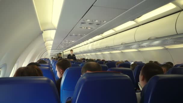 Moscou Federação Russa Março 2017 Interior Avião Com Passageiros Assentos — Vídeo de Stock
