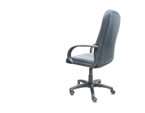 Widok z tyłu krzesła biurowego z czarnej tkaniny. Izolacja — Zdjęcie stockowe
