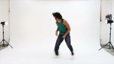 Genç breakdance eylem dans.