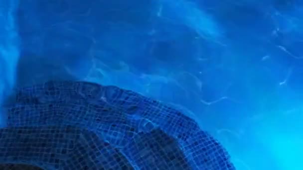 Zwembad Luxehotel Nacht Verlichting — Stockvideo