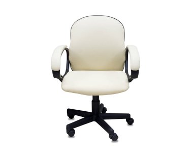 Bej deriden ofis sandalyesi. Beyazlar üzerinde izole edilmiş