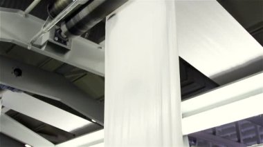 Bir fabrika makinesinde iplik Tekstil Sanayi - iplik biriktirir