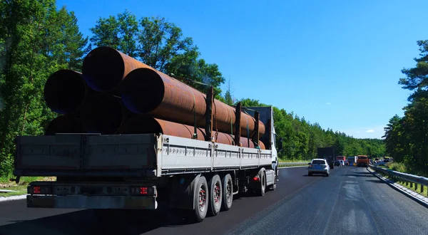 Picture of big truck with the trailer moves on the highway — Stock Photo, Image