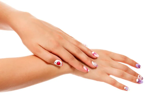 Primo piano di belle mani femminili con unghie curate, isolate su sfondo bianco — Foto Stock