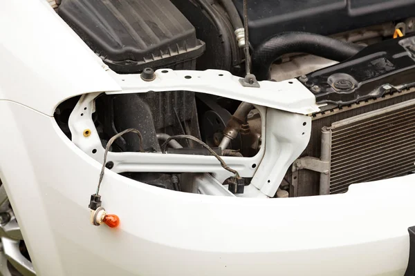 Head lights repair.  Closeup shot of a car with head lights off — Stock Photo, Image