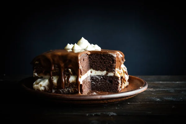 Heerlijke zelfgemaakte chocoladetaart — Stockfoto