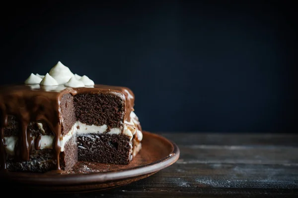 Délicieux gâteau au chocolat maison — Photo