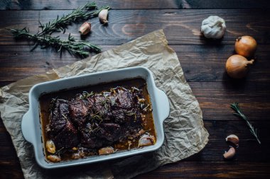 Sığır eti lezzetli akşam yemeği  
