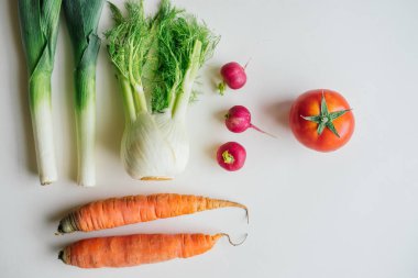 Vitamini sebze toplama