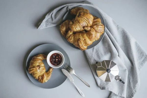 Kruvasan Şofben kahve makinesi ile