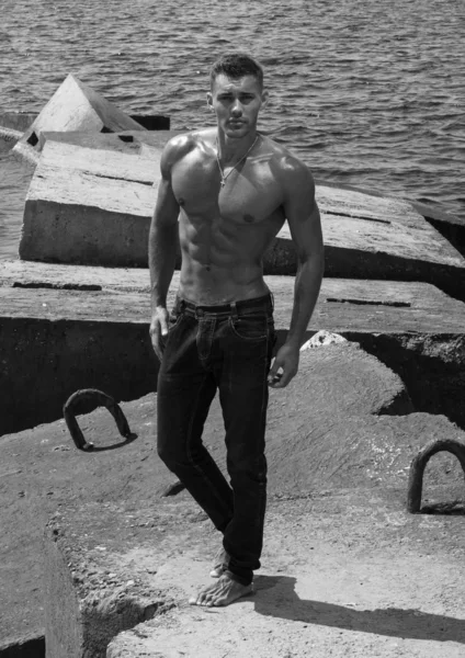 Shirtless male model — Stock Photo, Image