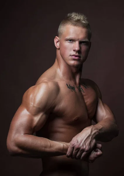 Portret van bodybuilder — Stockfoto