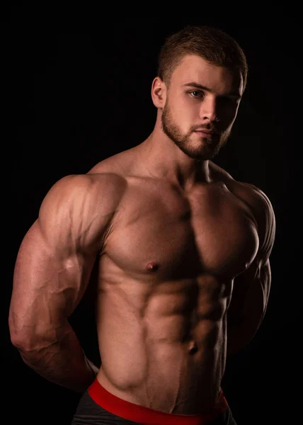 Retrato Del Hombre Musculoso Posando Estudio — Foto de Stock