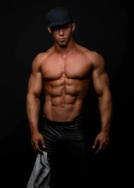 Stüdyoda Fitness Erkek Modeli — Stok fotoğraf