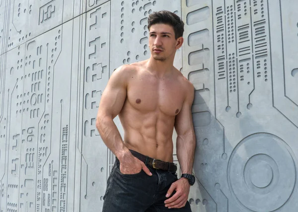 Fitness Male Model Posing Wal — Stock Photo, Image