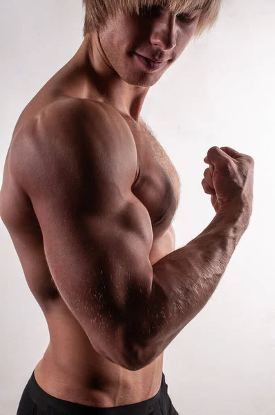 Fitness Male Model Studio — Stock Photo, Image