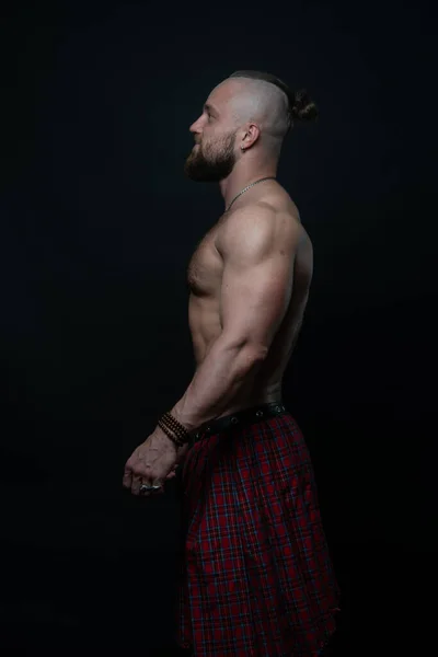 Muscled Male Model Kilt — Stock Photo, Image