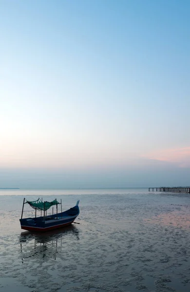 Fishing boat on dock — Stock Photo, Image