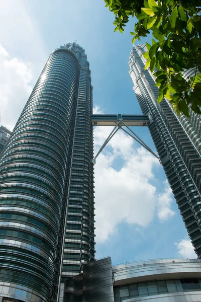 Petronas ikertornyok — Stock Fotó